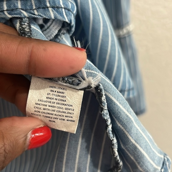 Kelly Renee Blouse Women Large Blue Striped Long Sleeve Bell Sleeve V Neck Boho - Picture 9 of 9